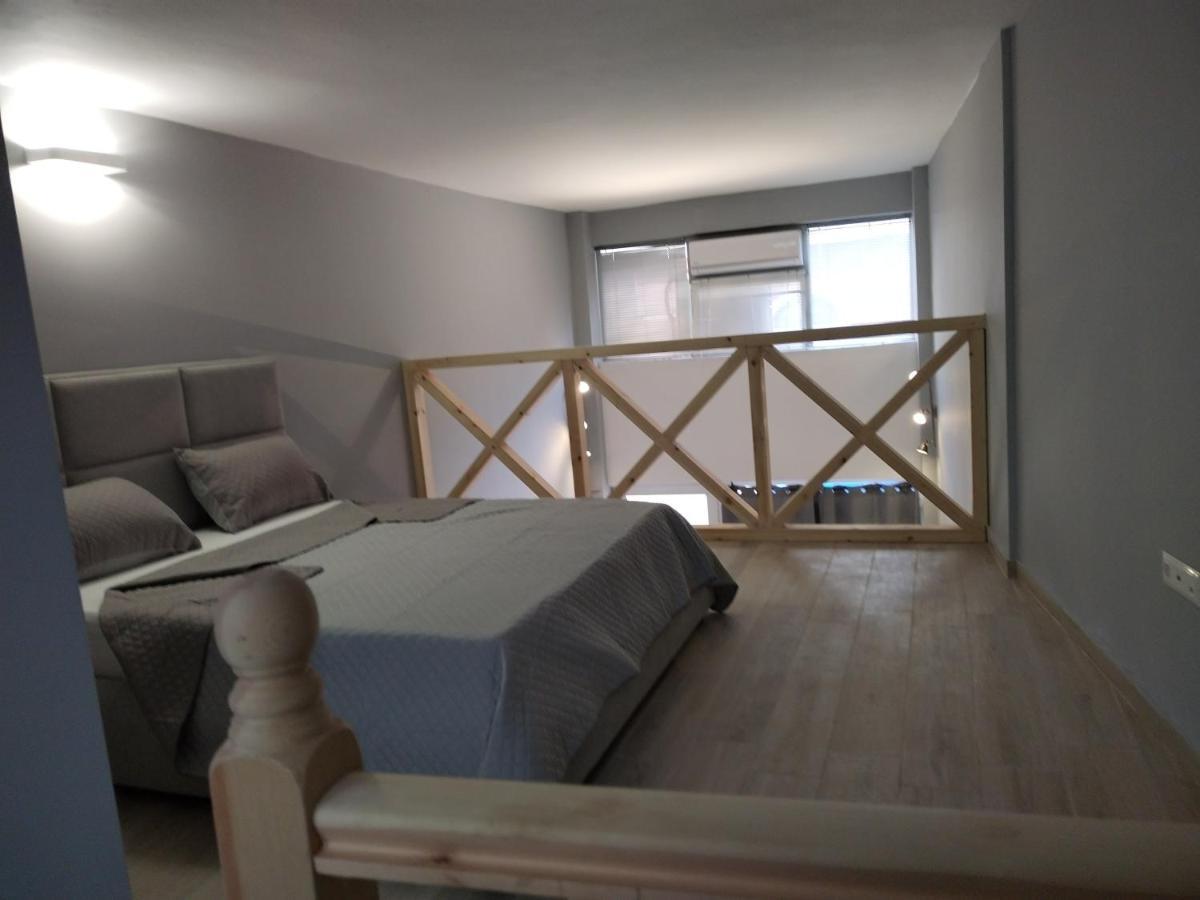 Kingsway Mezzanine Appartement Corfu  Buitenkant foto