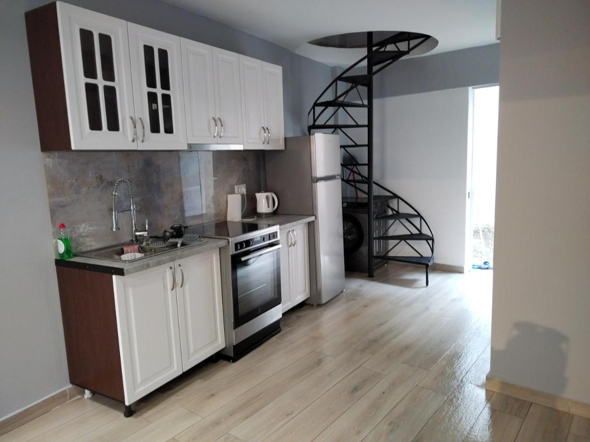 Kingsway Mezzanine Appartement Corfu  Buitenkant foto